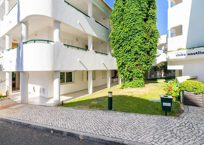 88 Nautilus - Casas & Papeis Armação de Pêra