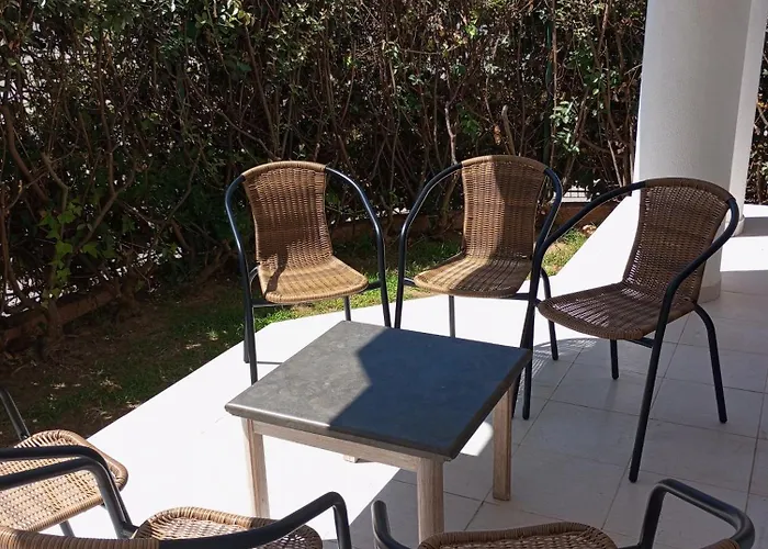 88 Nautilus - Casas & Papeis * Armação de Pêra